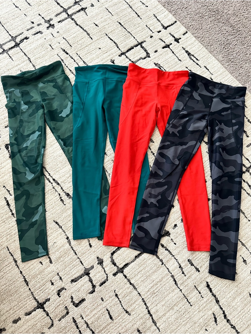 OLD NAVY YOUTH LARGE (10-12) LEGGINGS